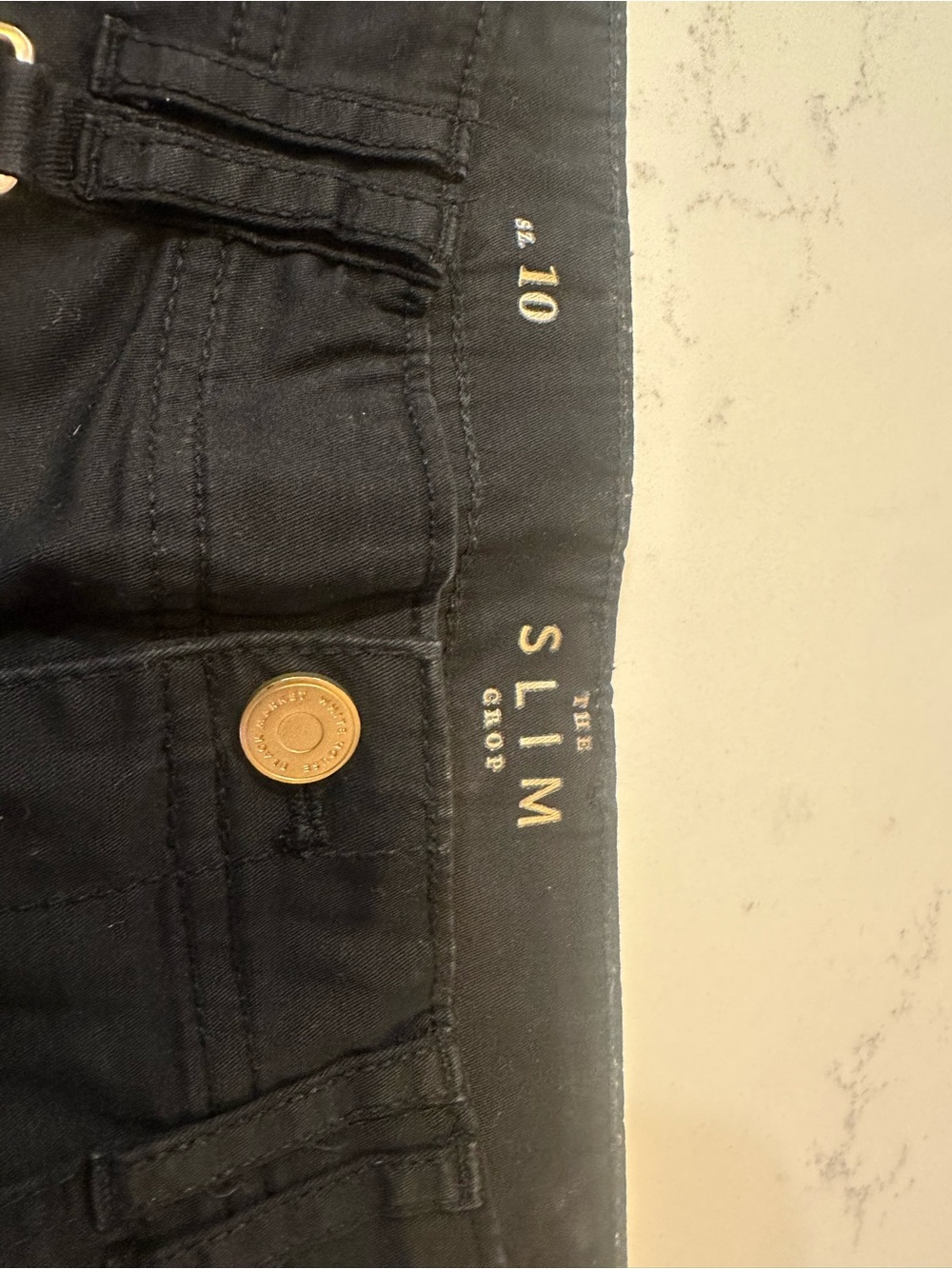 White House Black Market Slim Crop Ankle Pants in Black